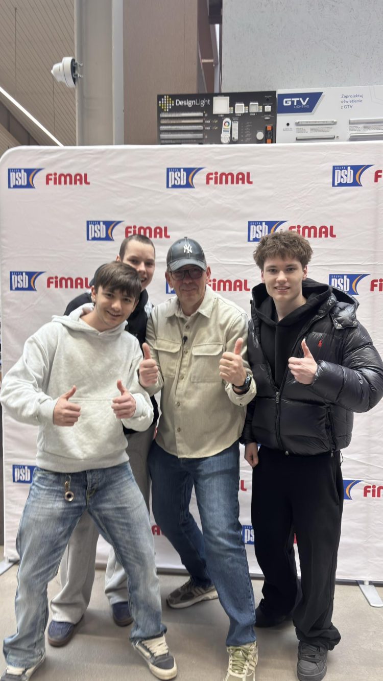 Darek stolarz na dniu stolarza